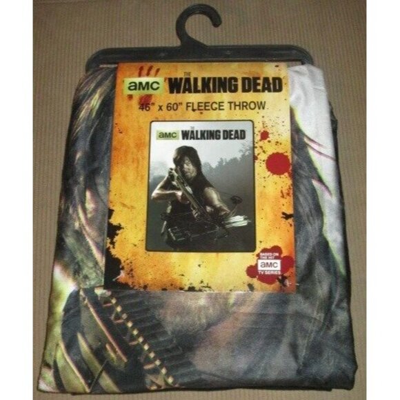 New Daryl Dixon The Walking Dead Crossbow Fleece Throw Gift Blanket AMC Zombie - Picture 2 of 2